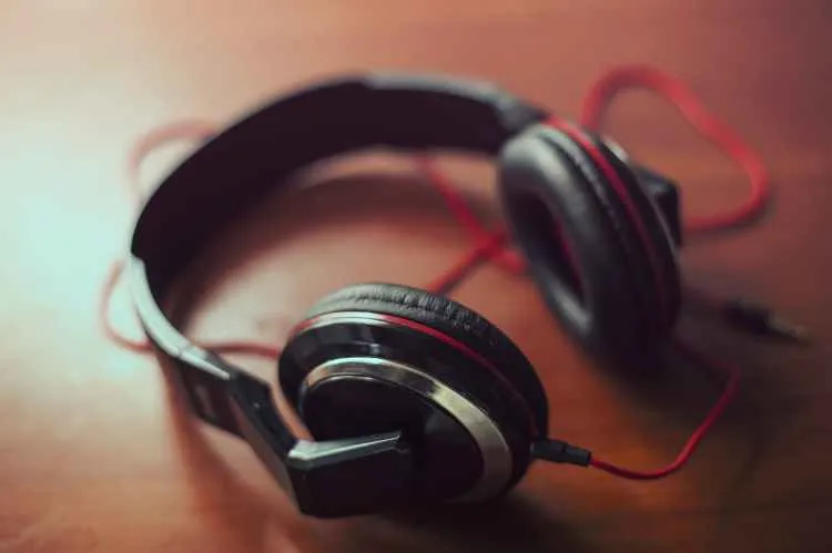 Mastering Chinese Listening with Lei Lei (Podcast)